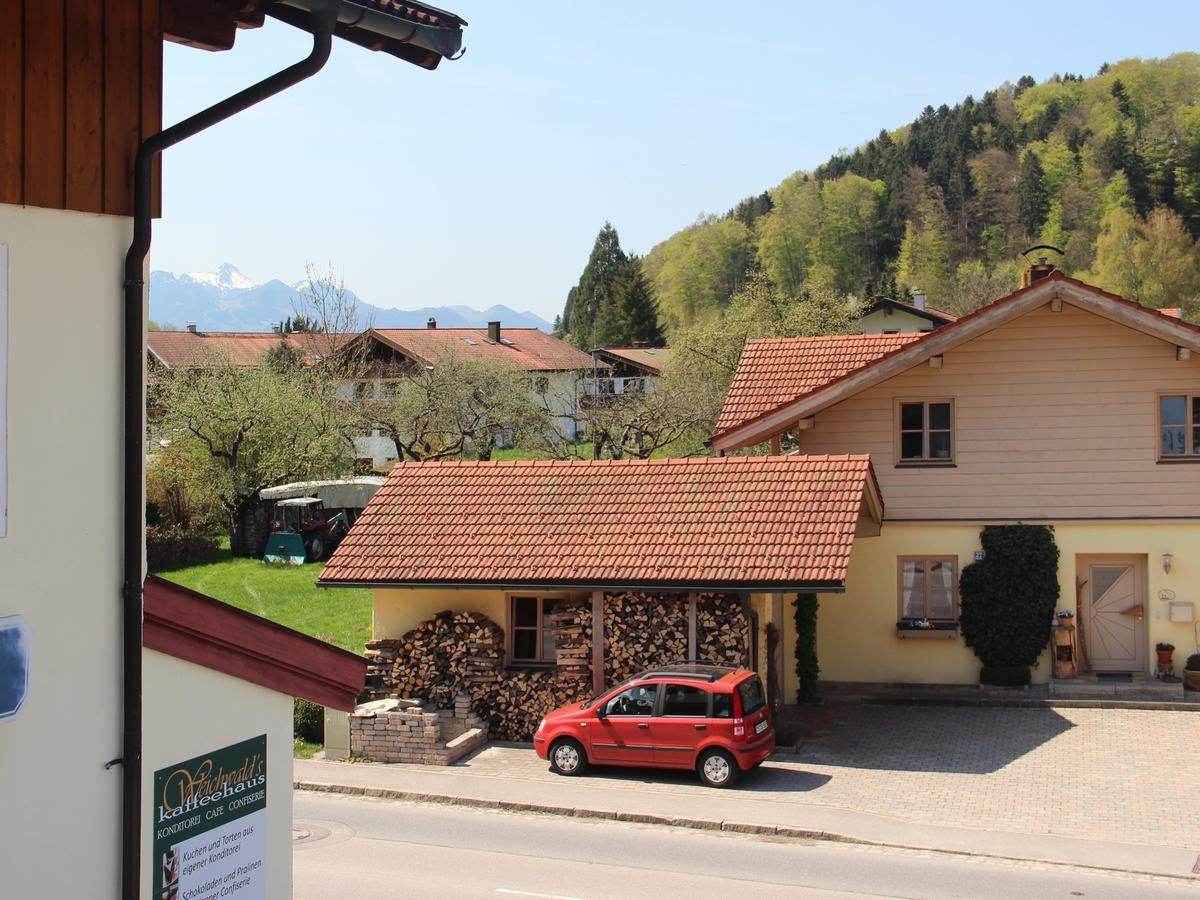 Gaestehaus Alpin - Inkl. Chiemgau-Karte Bergen  Eksteriør billede
